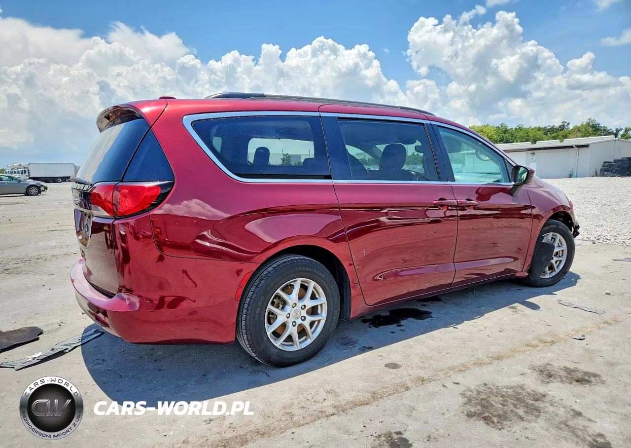 2020 Chrysler Voyager Lxi VIN:2C4RC1DG9LR255154 - 3