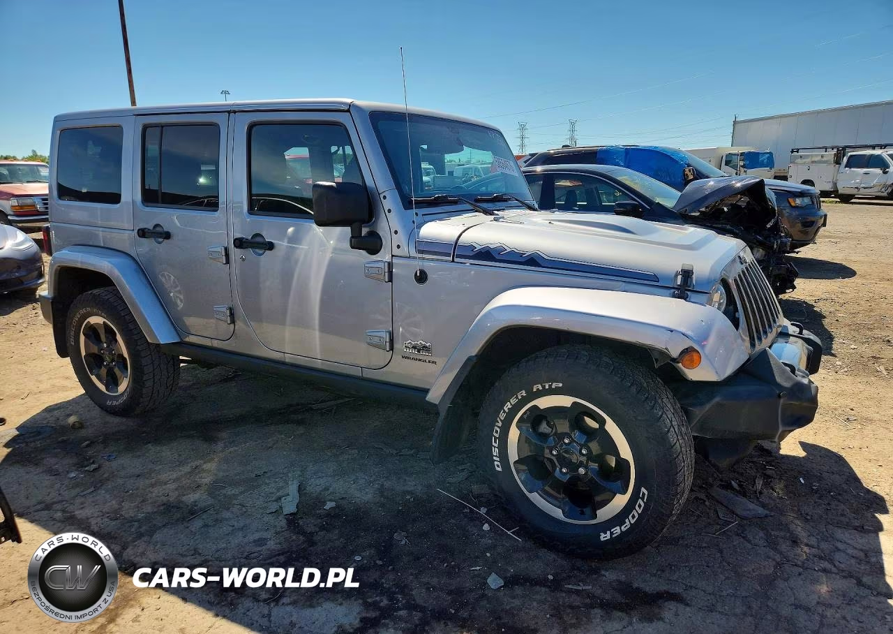 2014 Jeep Wrangler Unlimited Sahara VIN:1C4HJWEG3EL170786 - 4