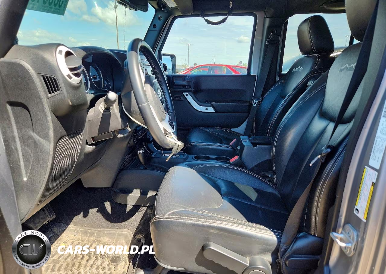 2014 Jeep Wrangler Unlimited Sahara VIN:1C4HJWEG3EL170786 - 7