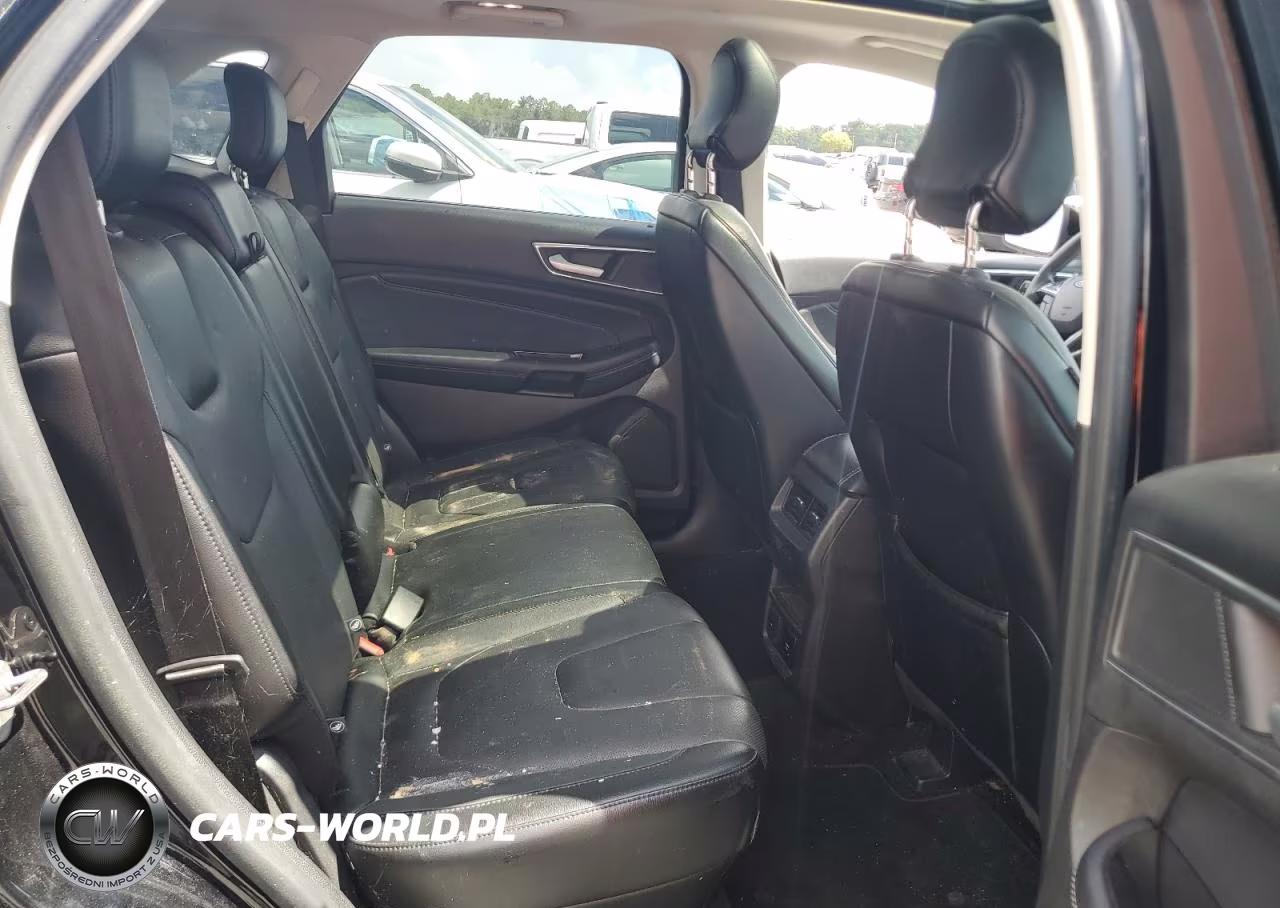 2018 Ford Edge Titanium VIN:2FMPK3K97JBB41374 - 11