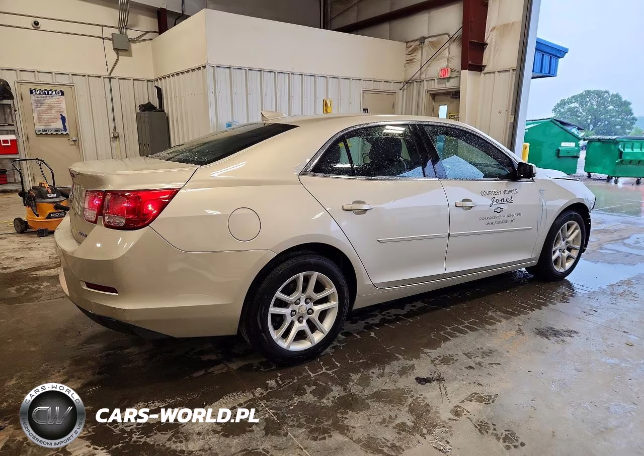 2015 Chevrolet Malibu 1Lt VIN:1G11C5SL9FF351827 - 3