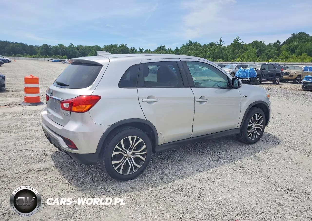 2018 Mitsubishi Outlander Sport Es VIN:JA4AP3AU0JU002919 - 3