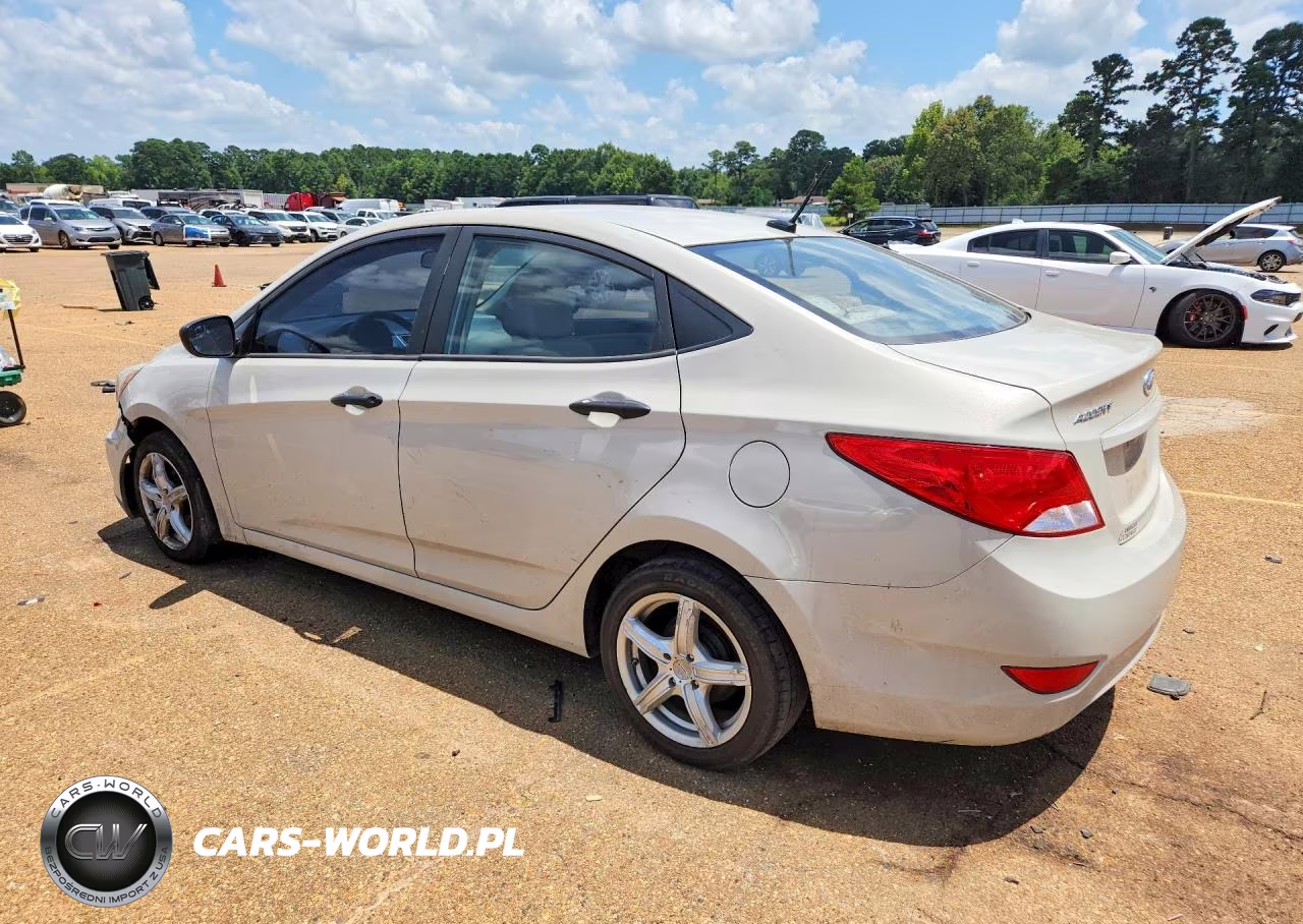 2016 Hyundai Accent VIN:KMHCT4AE6GU123807 - 2
