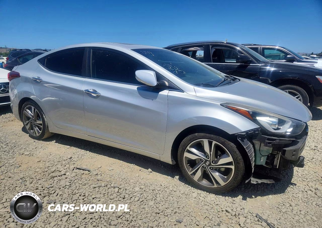 2015 Hyundai Elantra Limited VIN:5NPDH4AEXFH558316 - 4