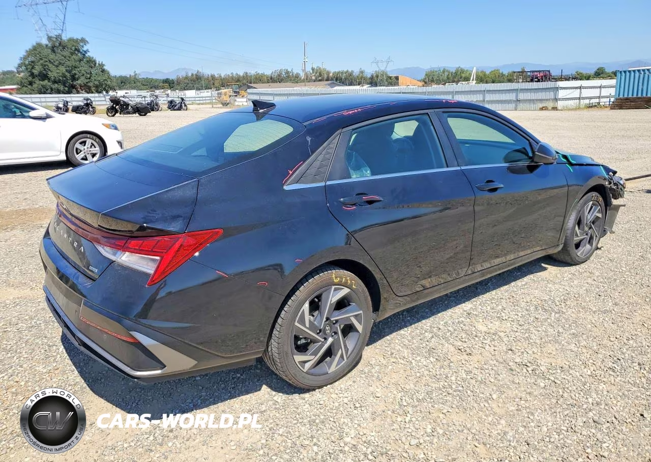 2024 Hyundai Elantra Limited VIN:KMHLN4DJ6RU115700 - 3