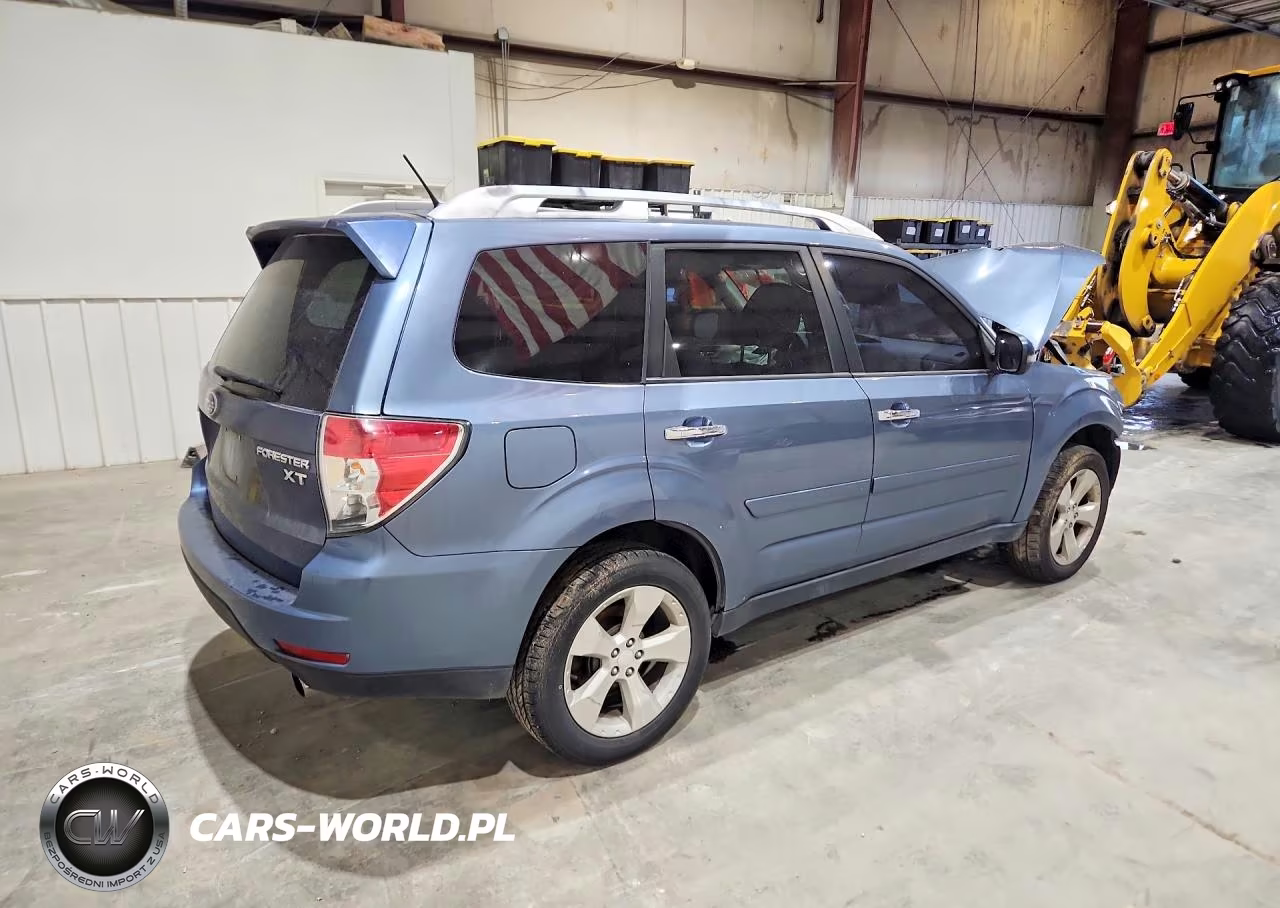 2011 Subaru Forester Touring VIN:JF2SHGGC6BH730351 - 3