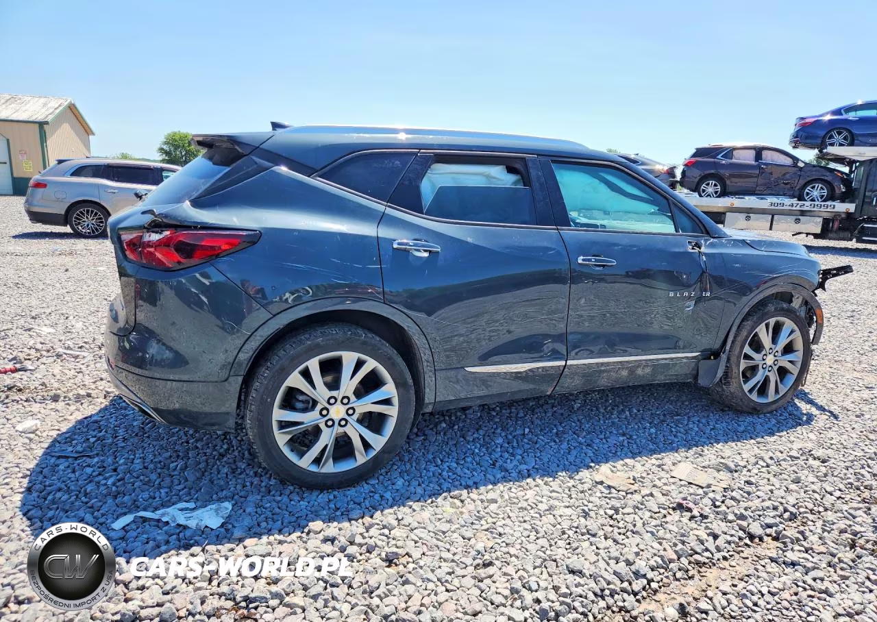 2019 Chevrolet Blazer Premier VIN:3GNKBKRS2KS641348 - 3