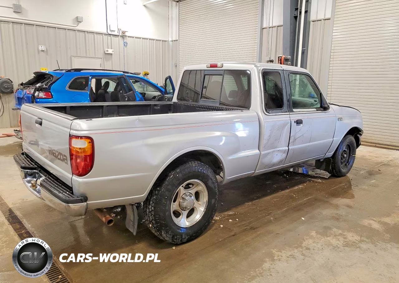 2001 Mazda B3000 Cab Plus VIN:4F4YR16U61TM02976 - 3