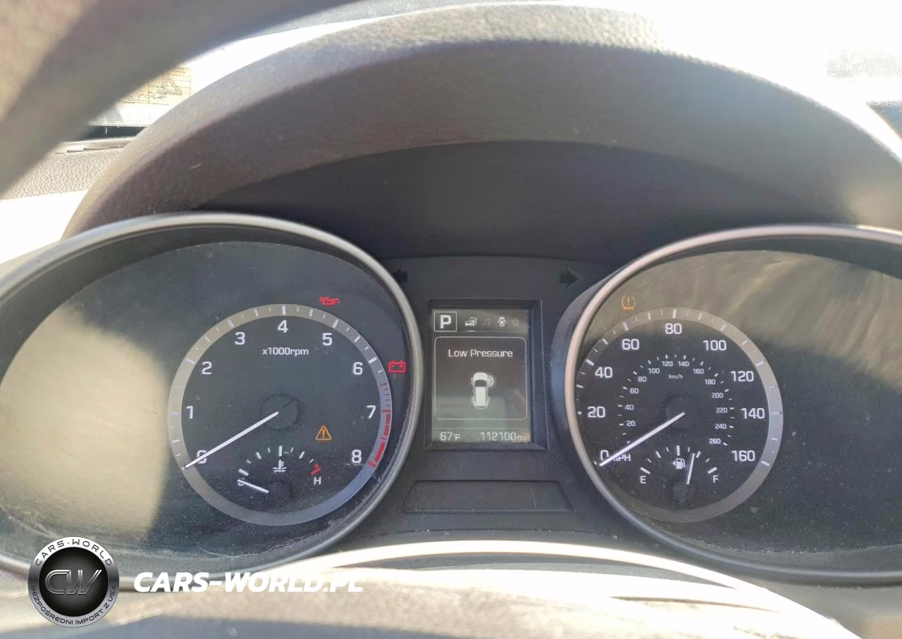 2017 Hyundai Santa Fe Sport 2.4L VIN:5XYZT3LB7HG465684 - 9