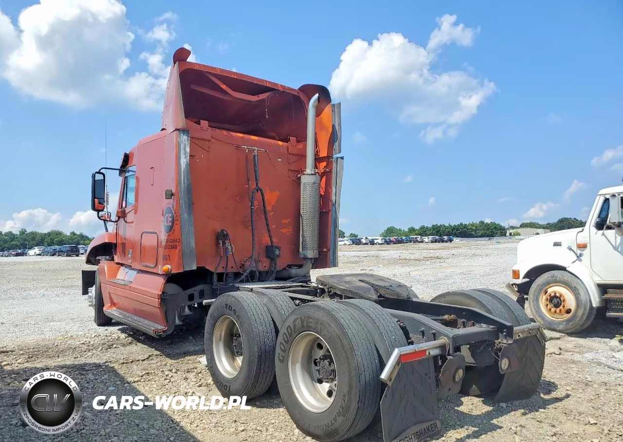 2007 Freightliner Cst120 Semi Truck VIN:1FUJBBCG37LW34049 - 3