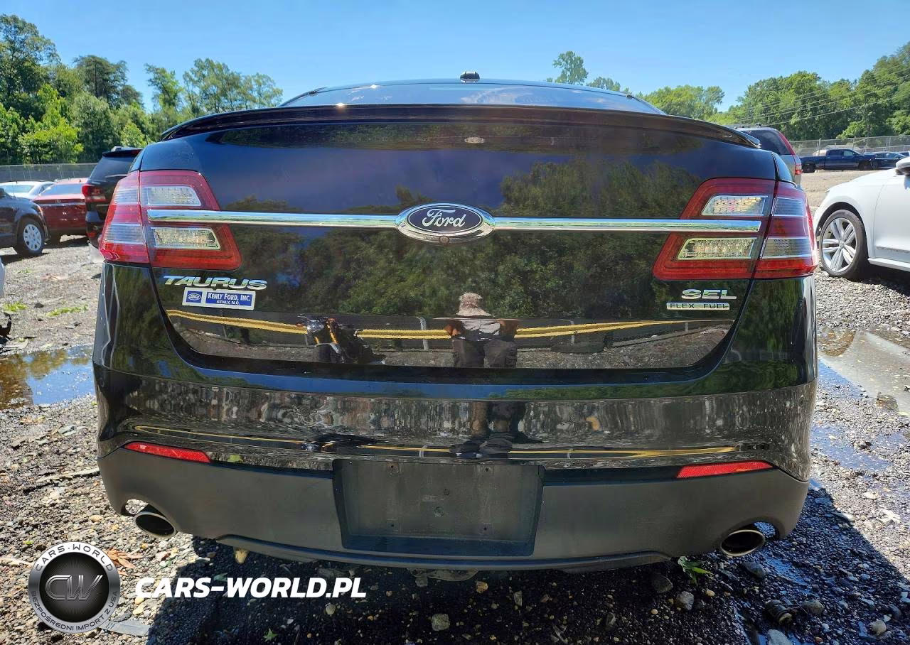 2018 Ford Taurus Sel VIN:1FAHP2E84JG133108 - 6