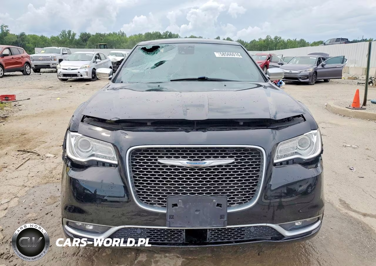 2015 Chrysler 300C Platinum VIN:2C3CCASG7FH773142 - 5