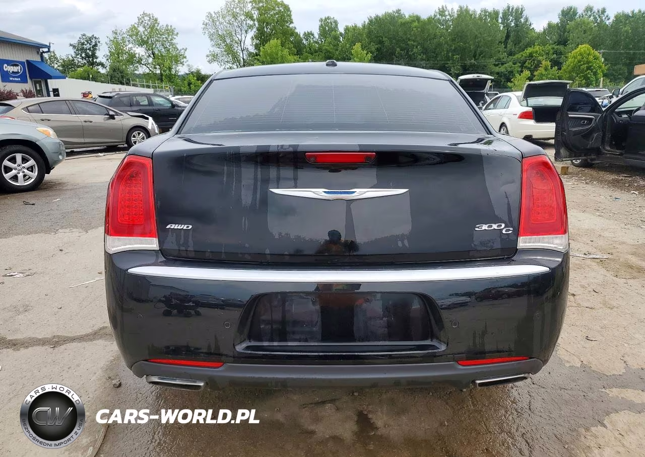 2015 Chrysler 300C Platinum VIN:2C3CCASG7FH773142 - 6