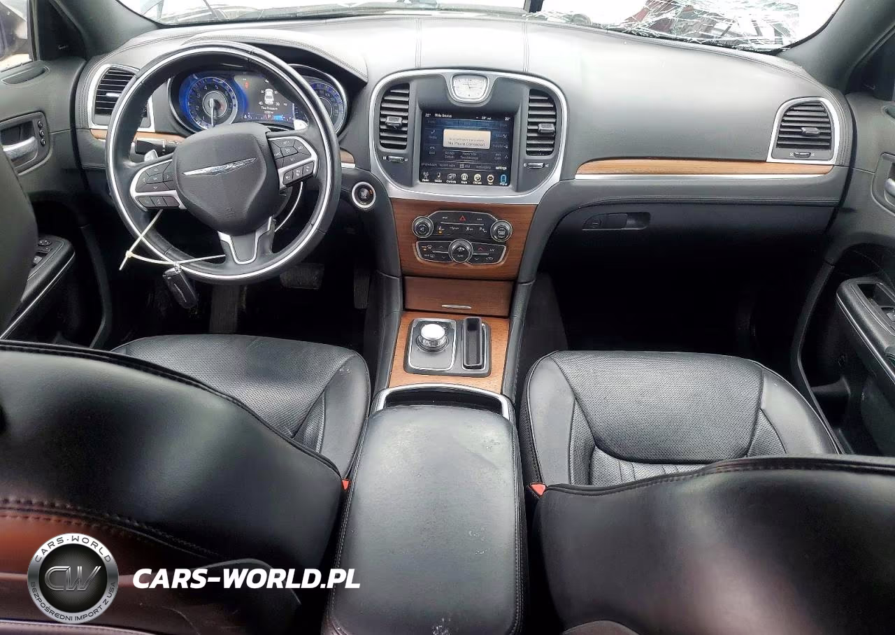 2015 Chrysler 300C Platinum VIN:2C3CCASG7FH773142 - 8