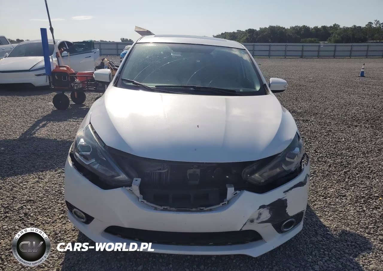 2017 Nissan Sentra Sr Turbo VIN:3N1CB7AP5HY226440 - 5