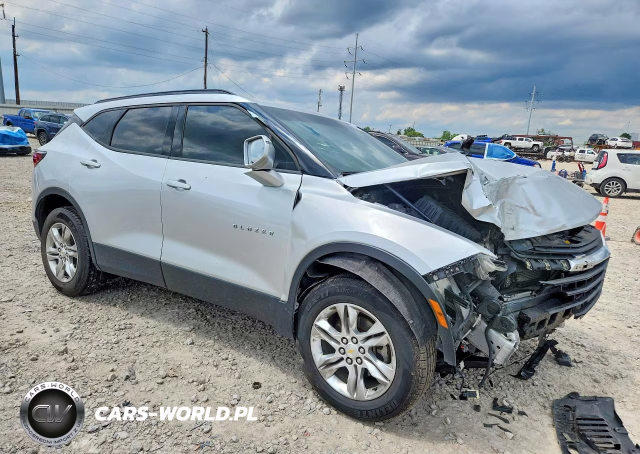 2019 Chevrolet Blazer 1Lt VIN:3GNKBBRA1KS614942 - 4