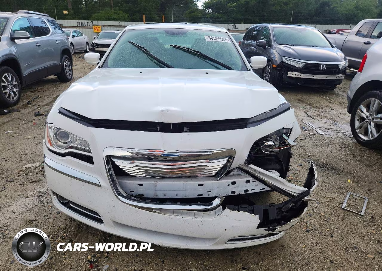 2014 Chrysler 300 VIN:2C3CCAAG1EH220907 - 5