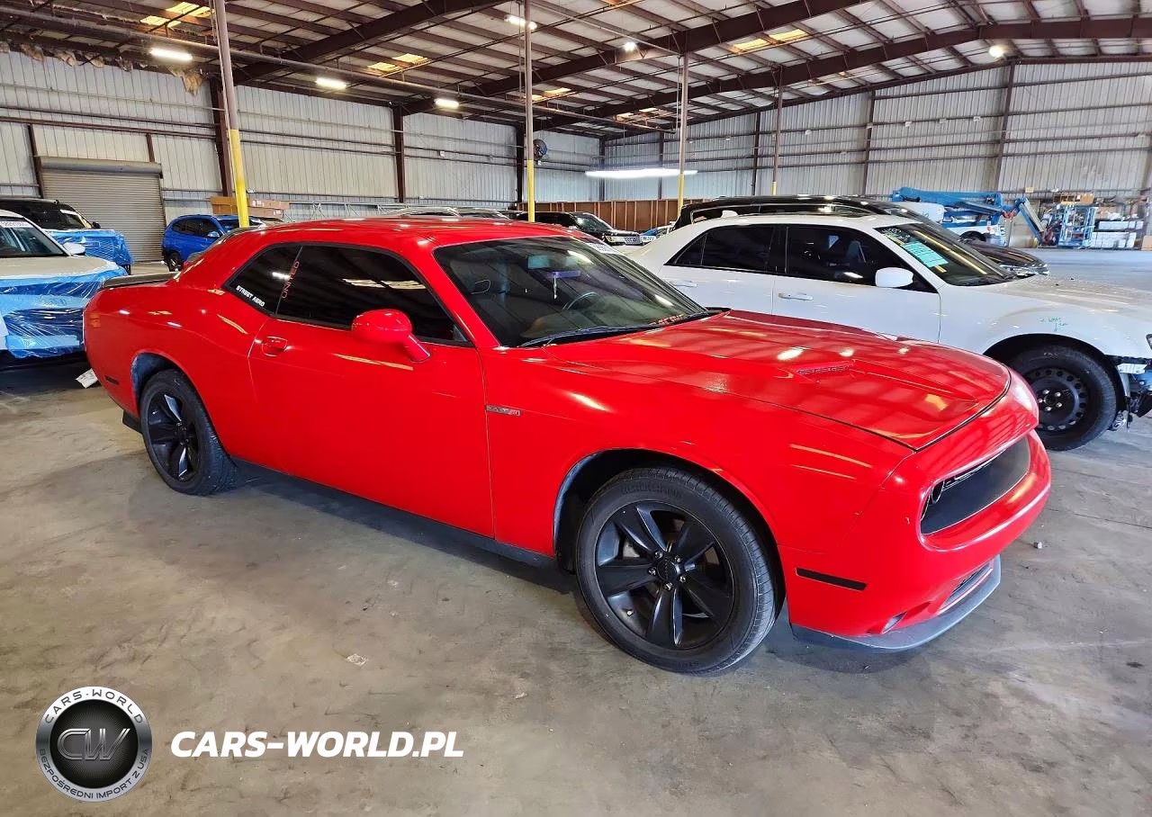 2018 Dodge Challenger Sxt VIN:2C3CDZAG2JH130834 - 4