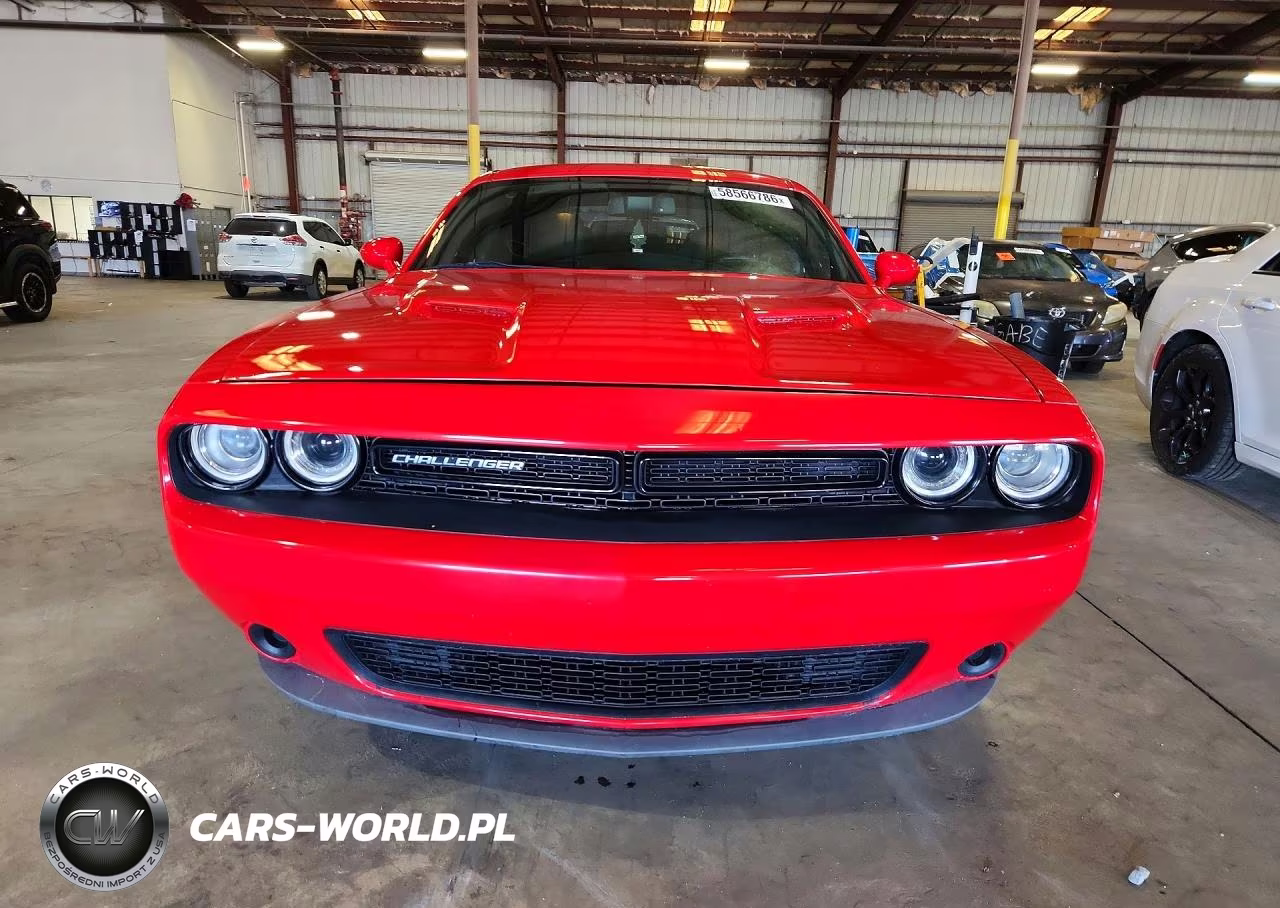 2018 Dodge Challenger Sxt VIN:2C3CDZAG2JH130834 - 5