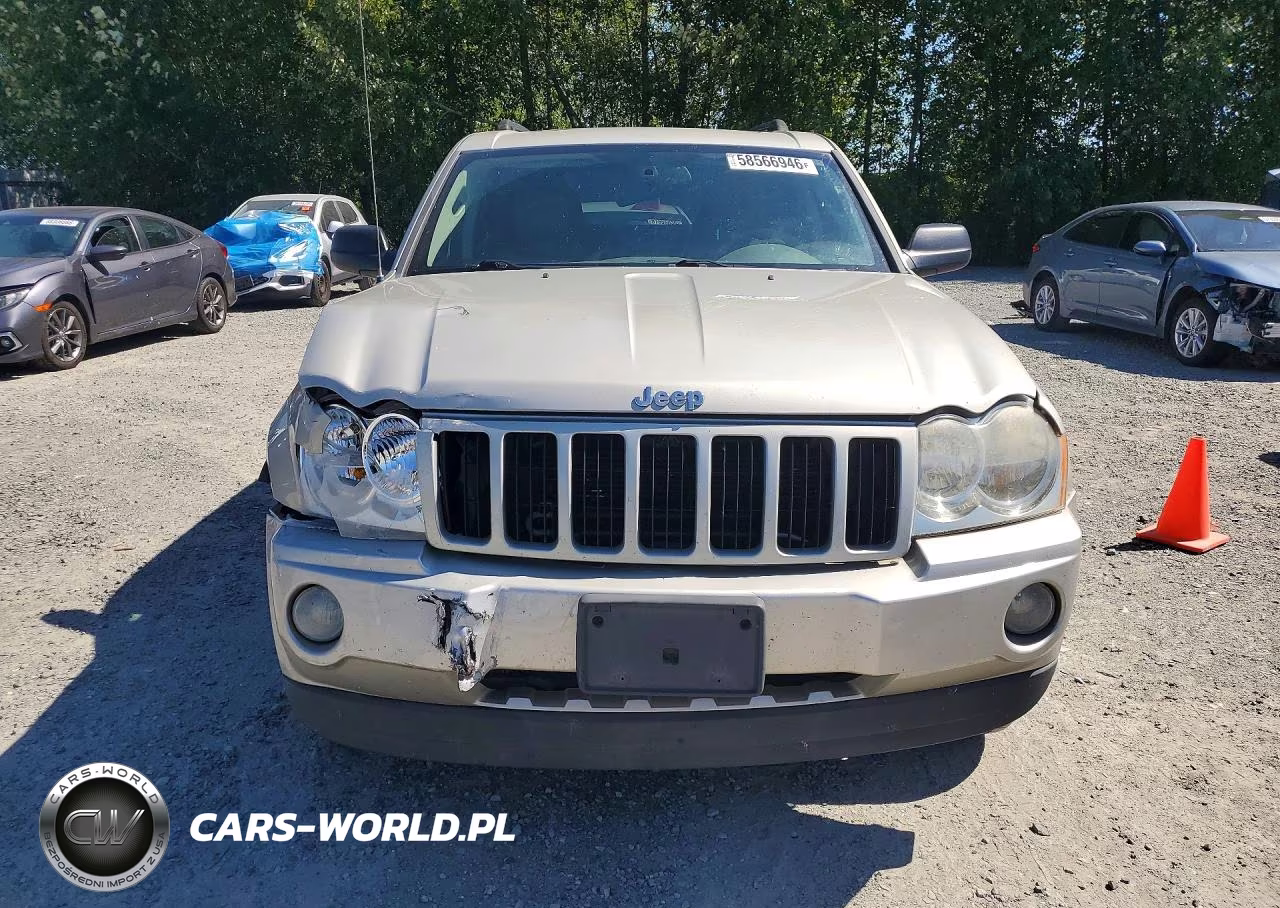 2007 Jeep Grand Cherokee Laredo VIN:1J8HR48P37C585675 - 5