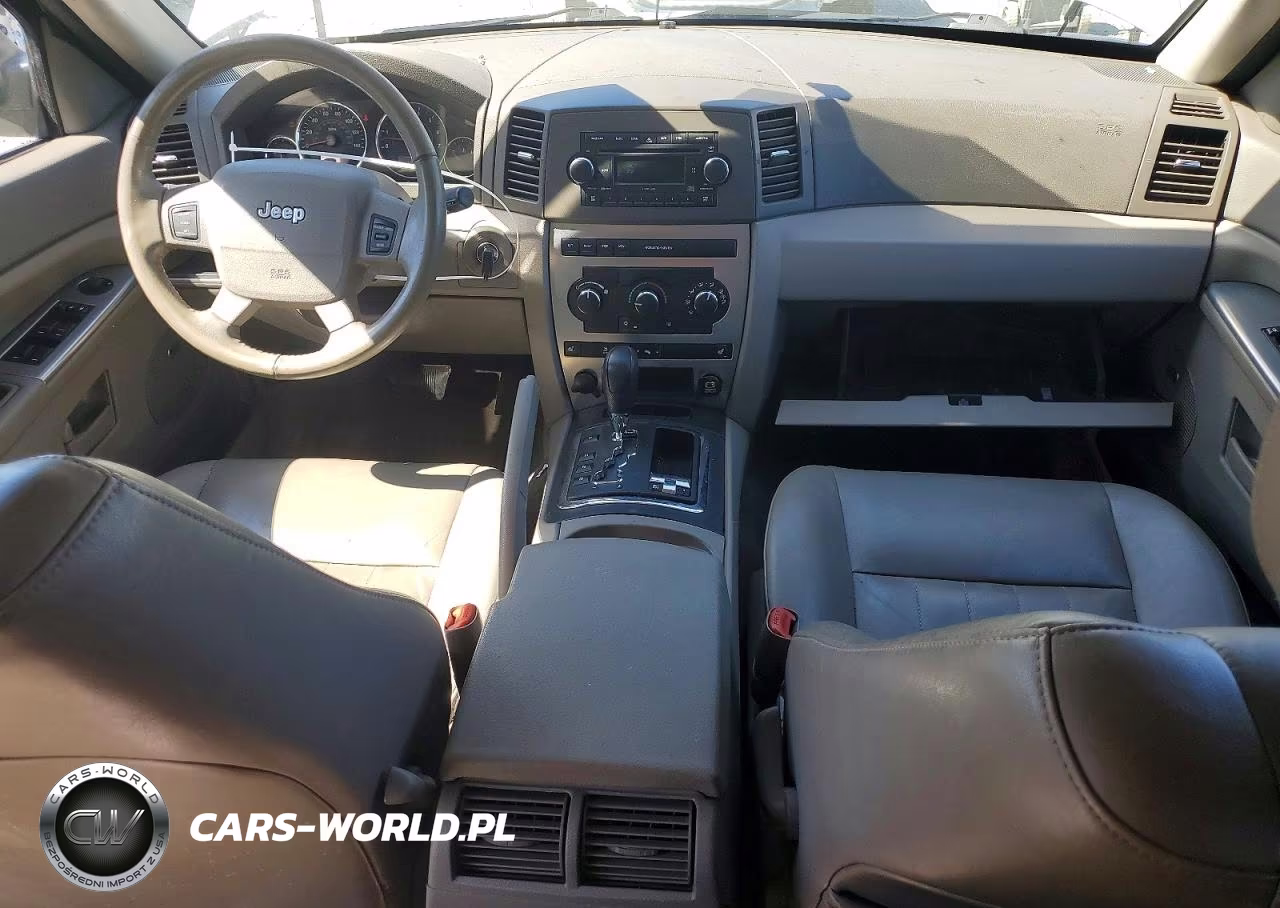 2007 Jeep Grand Cherokee Laredo VIN:1J8HR48P37C585675 - 8