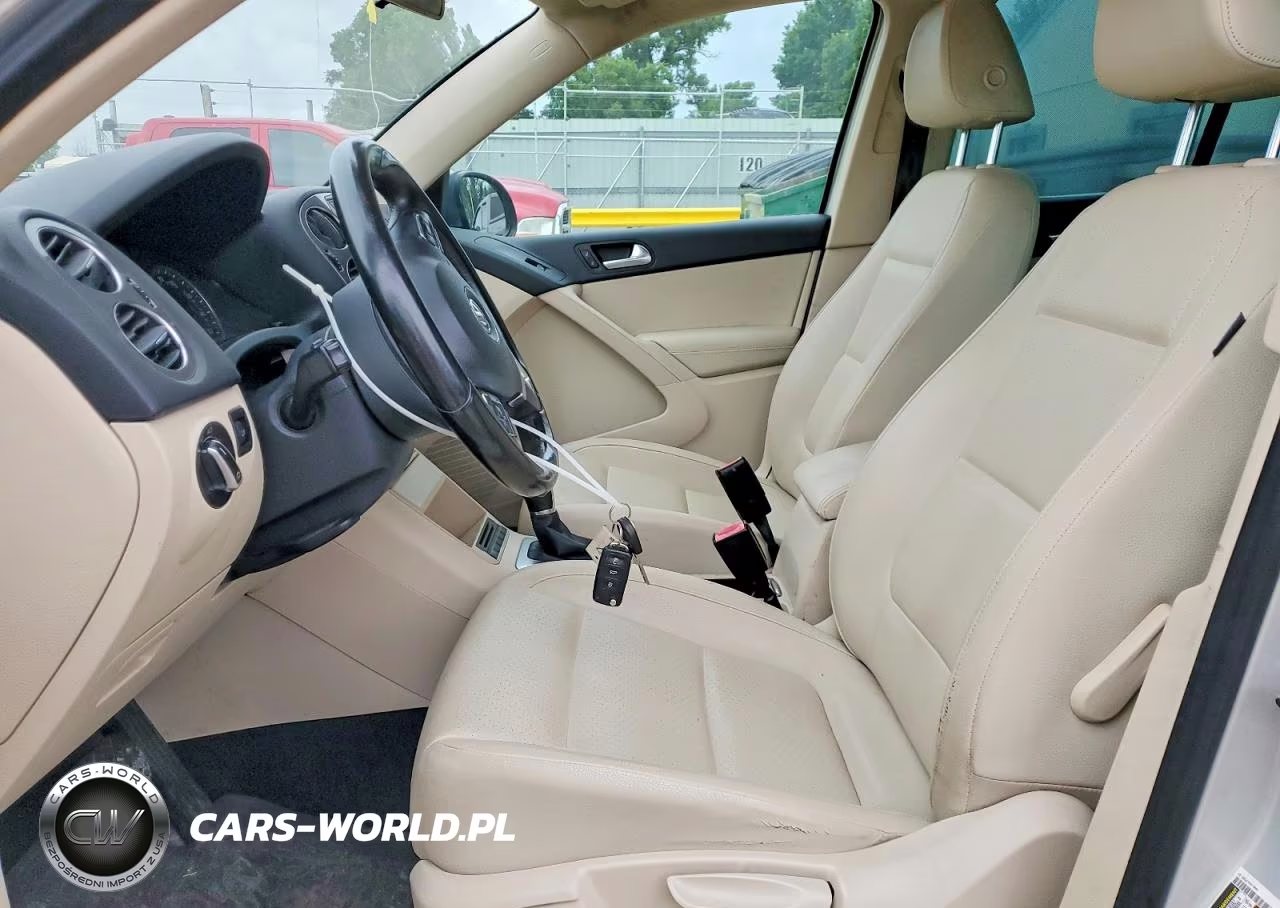 2014 Volkswagen Tiguan S VIN:WVGBV3AX6EW543750 - 7
