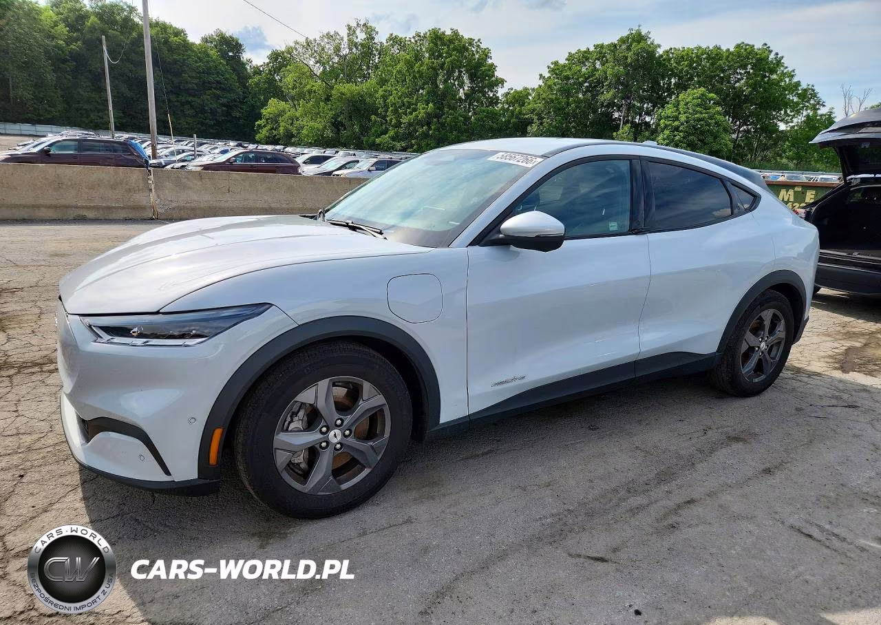 2022 Ford Mustang Mach-E Select – zdjęcie 1 z 13