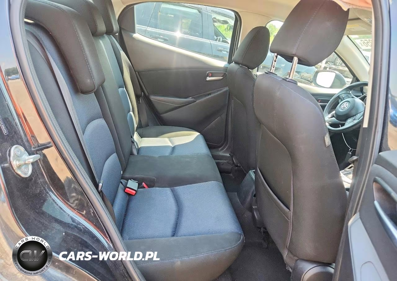 2018 Toyota Yaris Ia Base VIN:3MYDLBYV7JY306254 - 10
