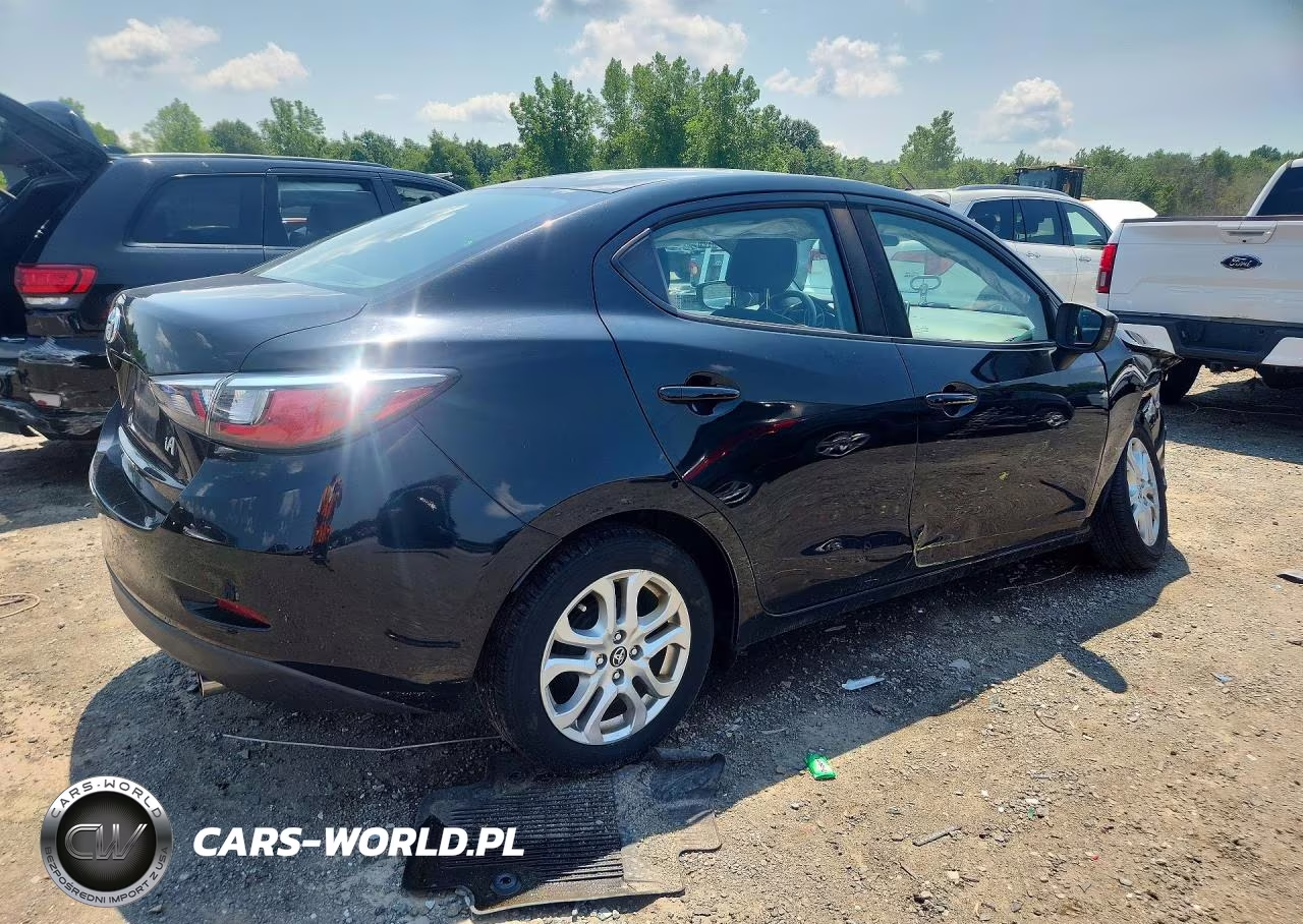 2018 Toyota Yaris Ia Base VIN:3MYDLBYV7JY306254 - 3