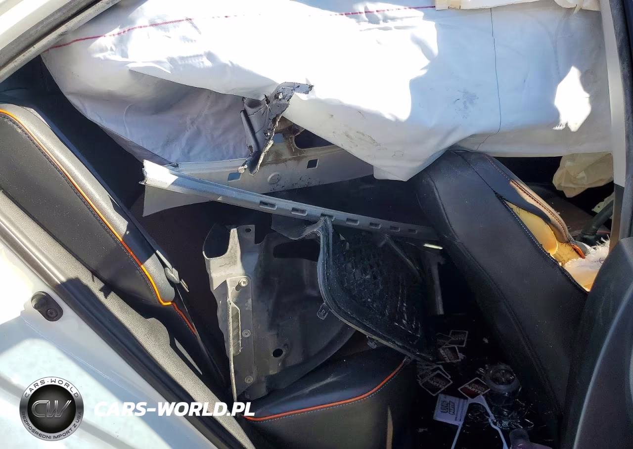 2017 Toyota Corolla Se VIN:5YFBURHE5HP649229 - 10