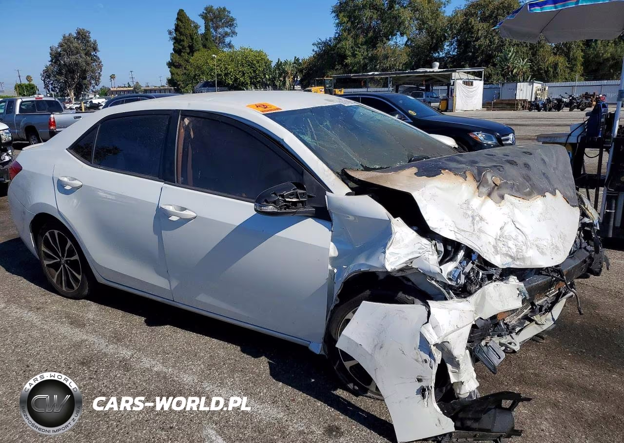 2017 Toyota Corolla Se VIN:5YFBURHE5HP649229 - 4