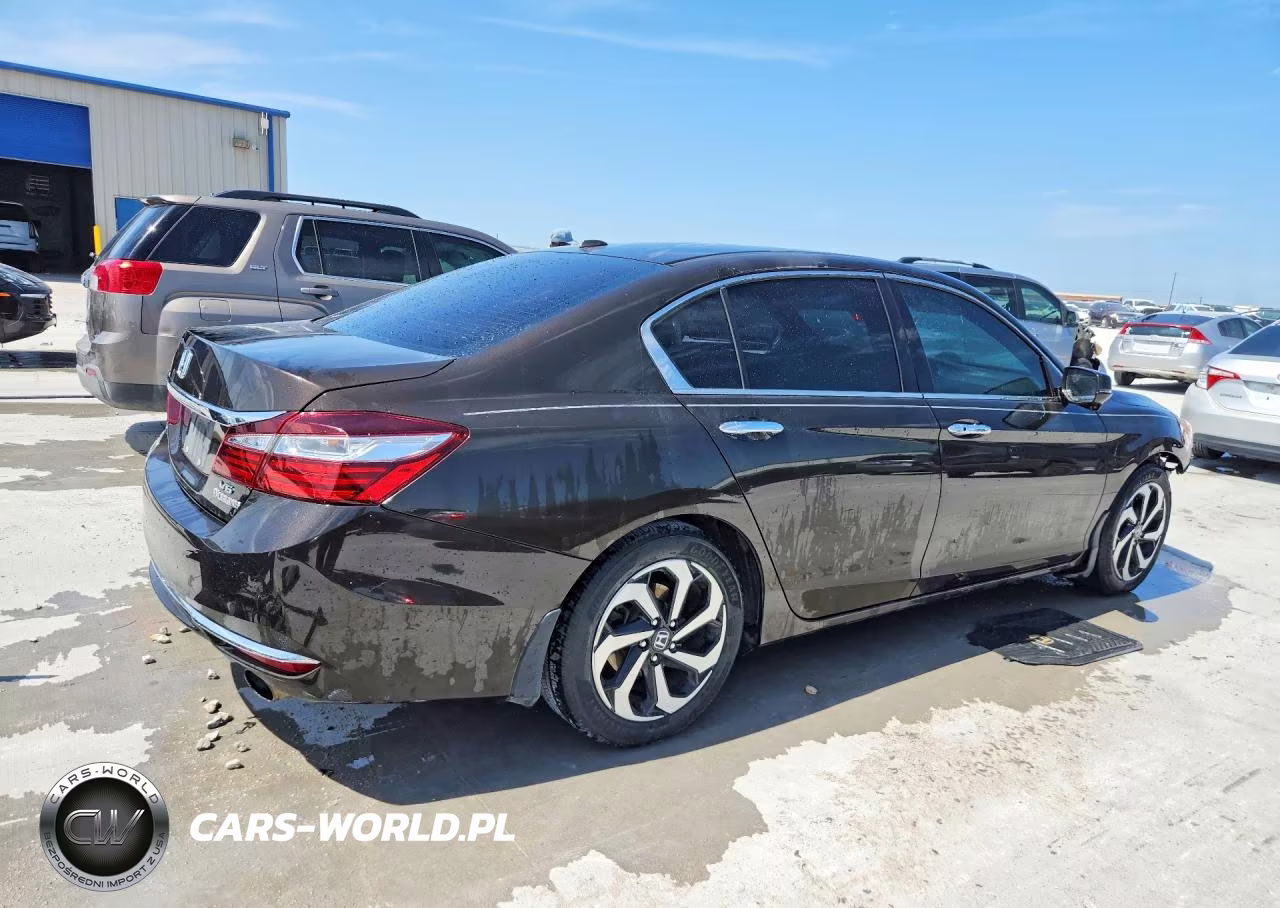 2016 Honda Accord Exl VIN:1HGCR3F04GA010404 - 3