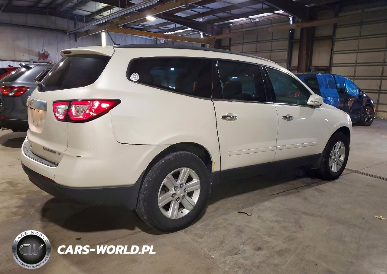 2014 Chevrolet Traverse Lt VIN:1GNKRHKD4EJ285517 - 3
