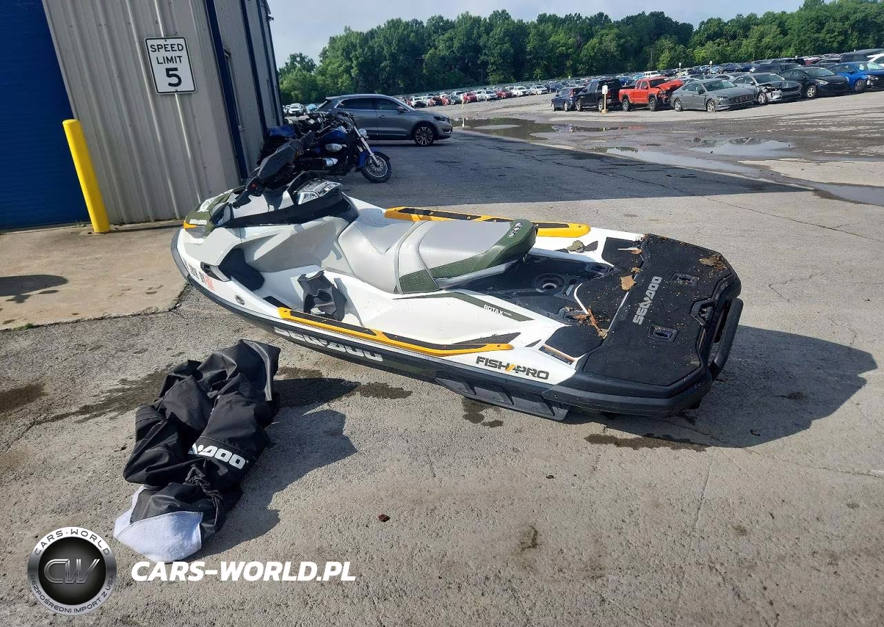 2020 Sea-Doo Boat VIN:YDV32406L920 - 3