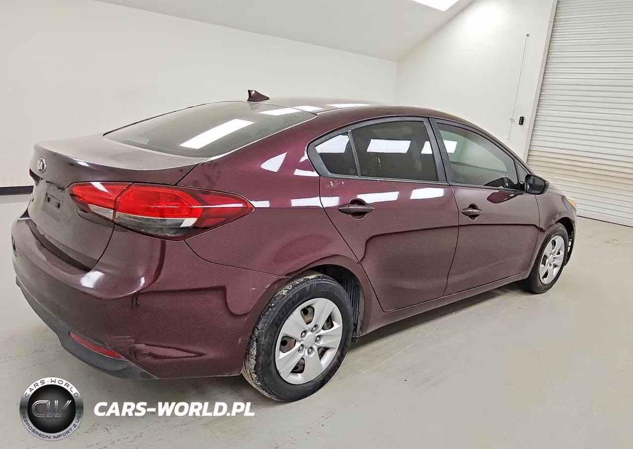 2018 Kia Forte Lx VIN:3KPFK4A75JE258496 - 3