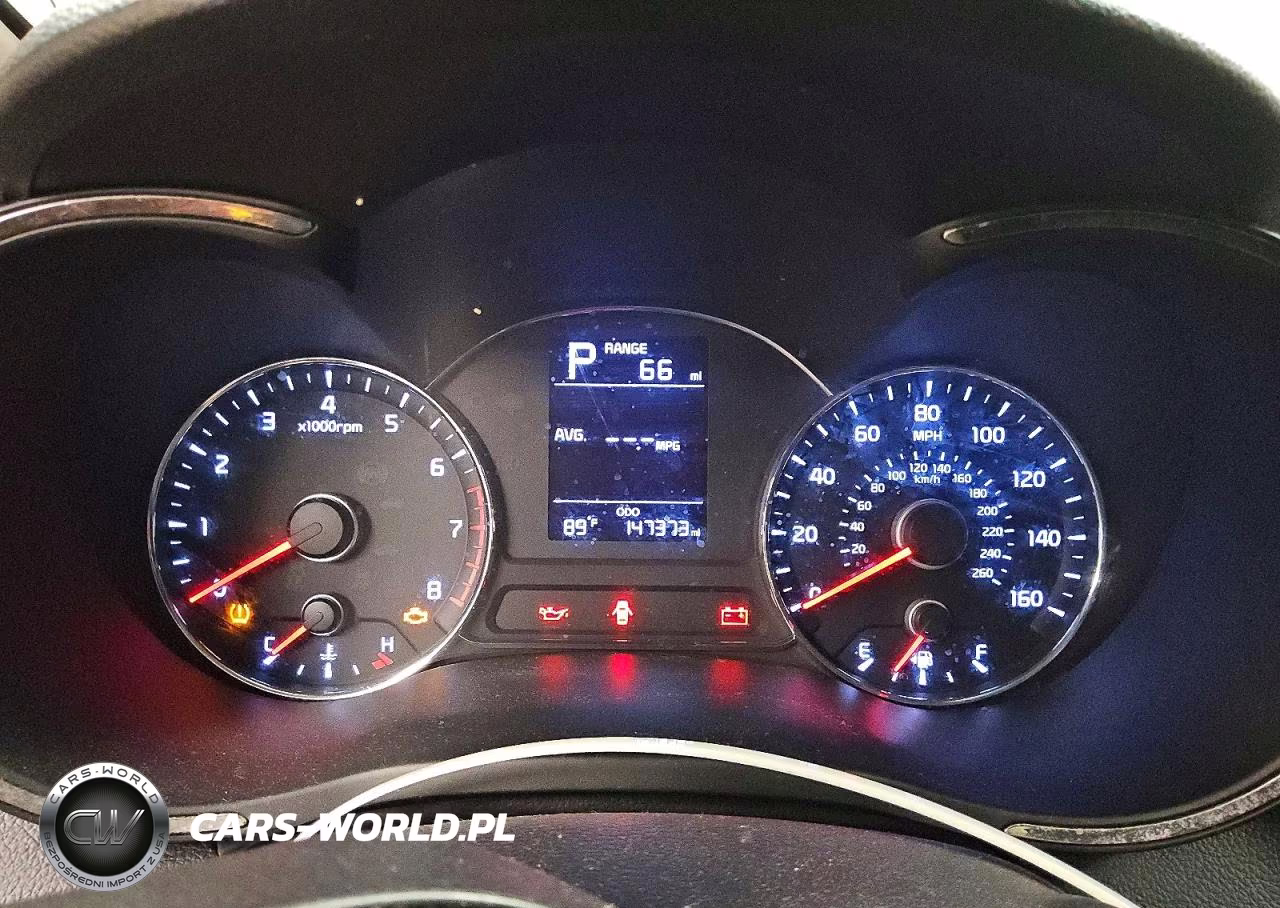 2018 Kia Forte Lx VIN:3KPFK4A75JE258496 - 9