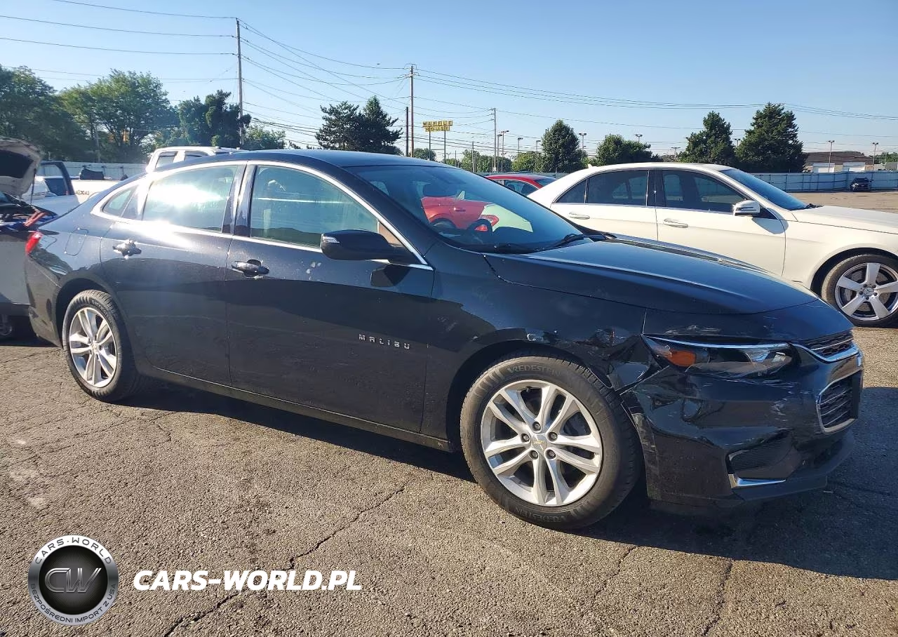 2016 Chevrolet Malibu Lt VIN:1G1ZE5ST6GF346597 - 4
