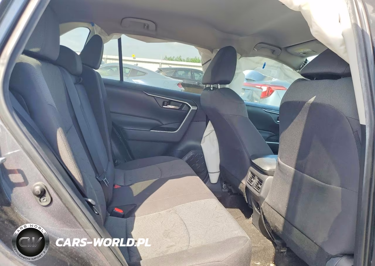2021 Toyota Rav4 Xle VIN:2T3P1RFV0MW185140 - 10