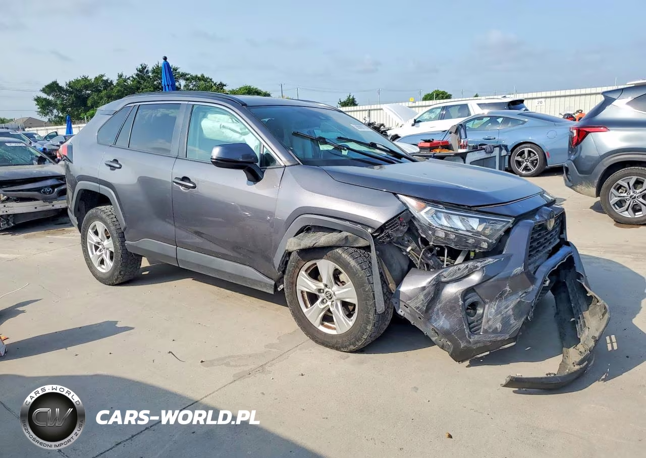 2021 Toyota Rav4 Xle VIN:2T3P1RFV0MW185140 - 4