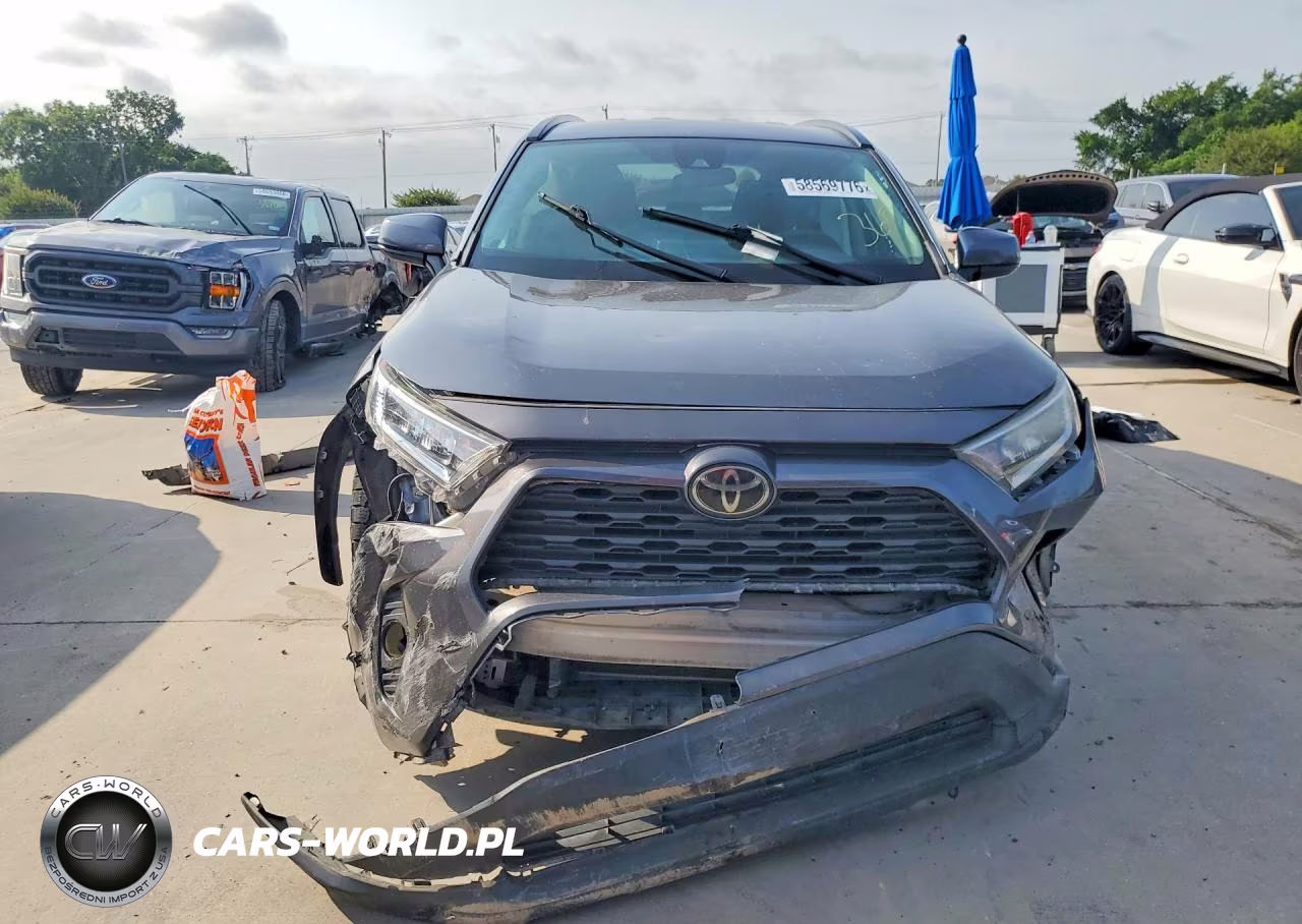 2021 Toyota Rav4 Xle VIN:2T3P1RFV0MW185140 - 5