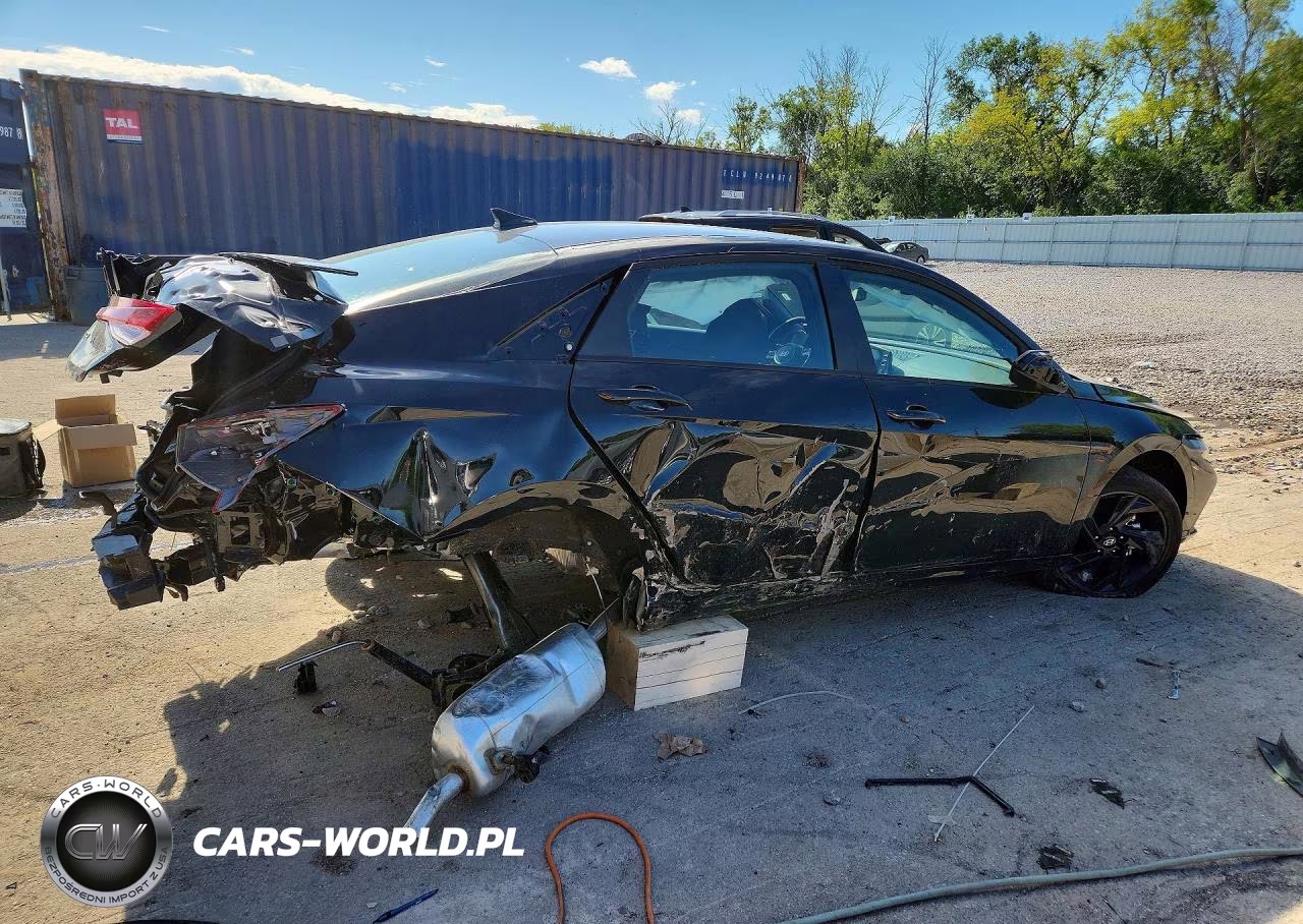 2026 Hyundai Elantra Sel Sport VIN:KMHLM4DGXTU222375 - 3