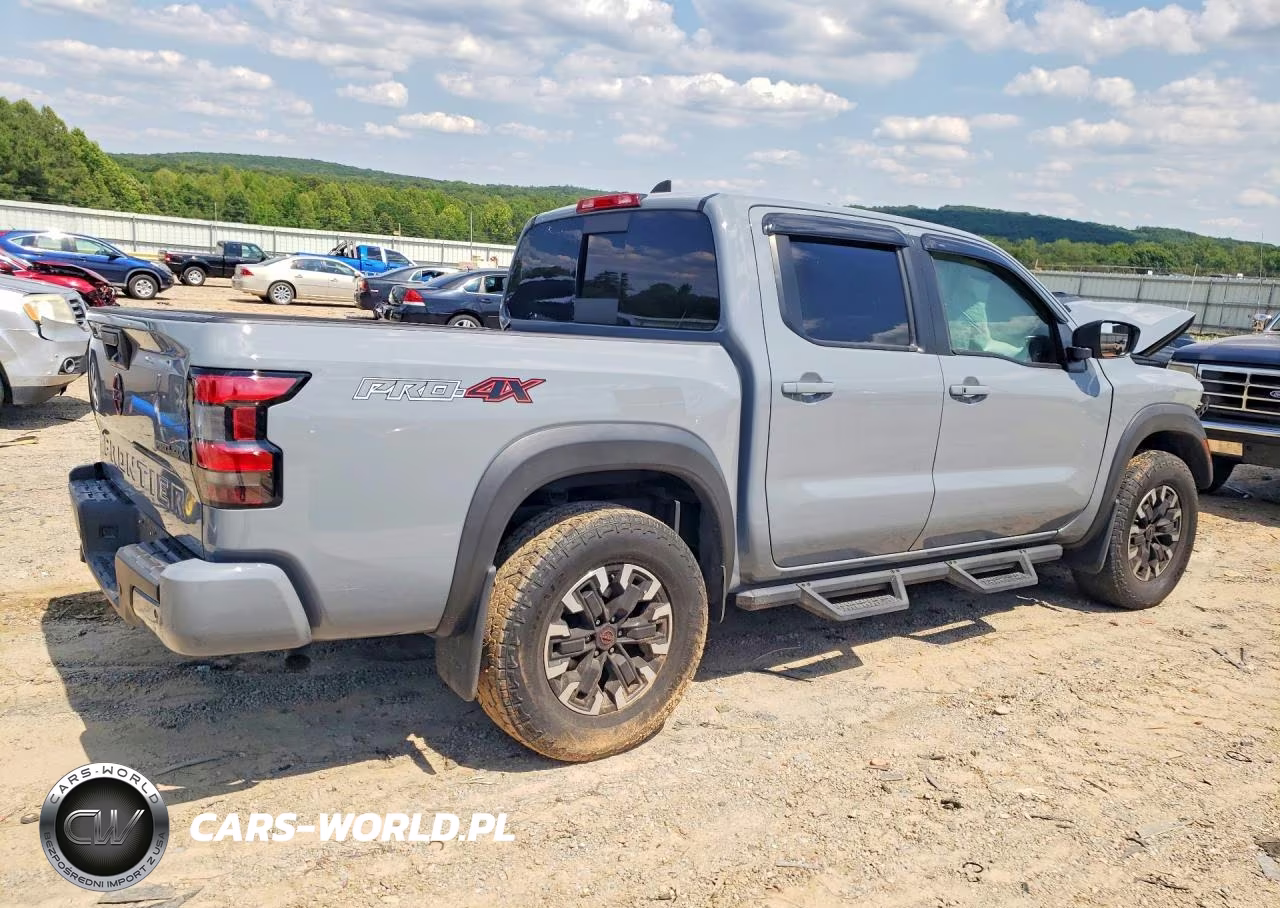 2023 Nissan Frontier Pro-4X VIN:1N6ED1EKXPN611884 - 3