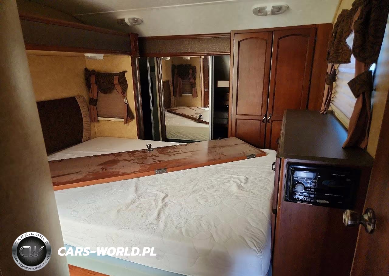 2012 Forest River Crusader Camper VIN:5ZT3CS1B8CB111192 - 5