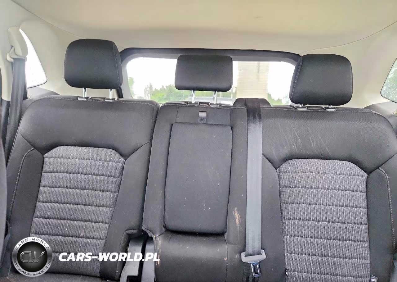 2017 Ford Edge Se VIN:2FMPK4G9XHBB58887 - 10