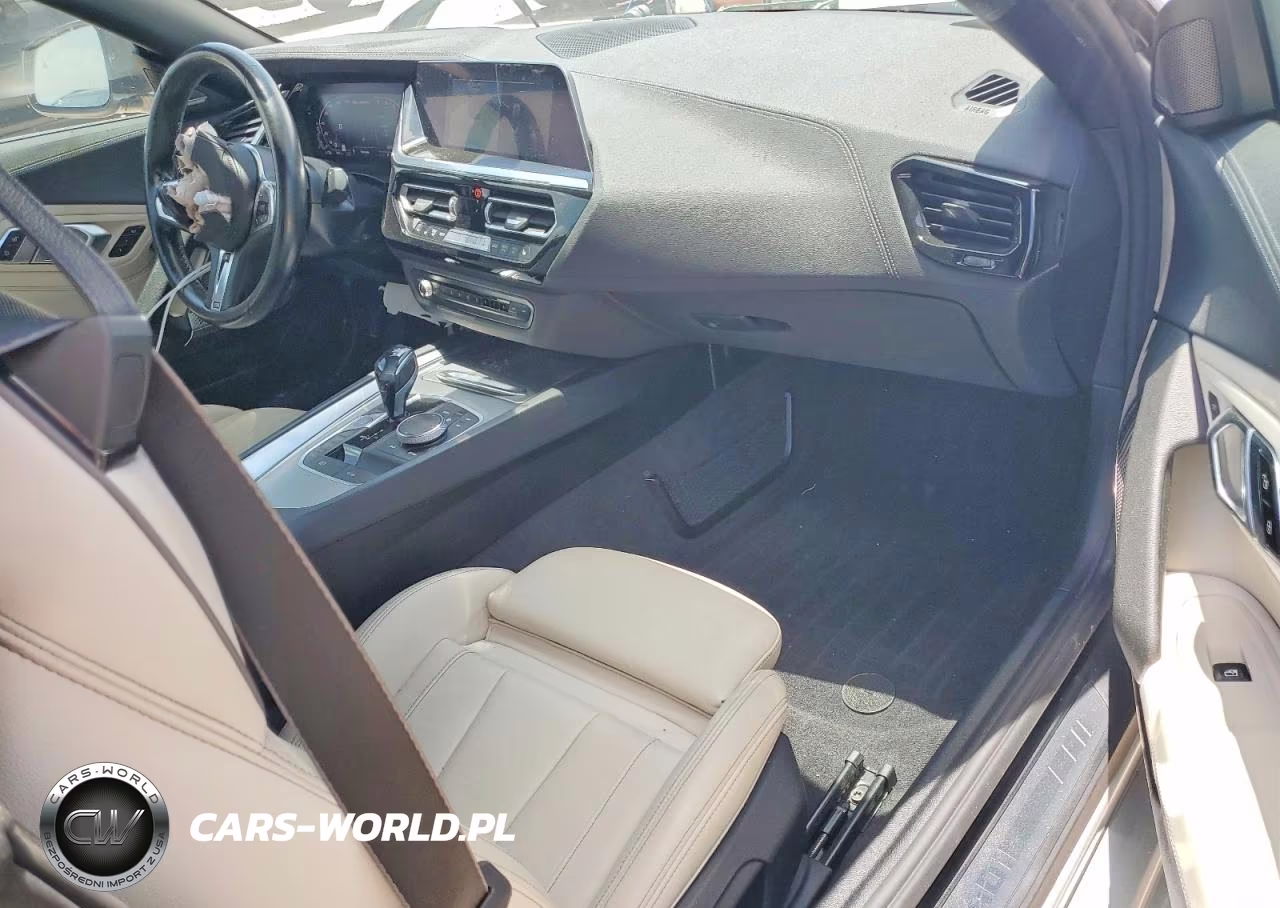 2021 BMW Z4 M40I VIN:WBAHF9C06MWX22560 - 10