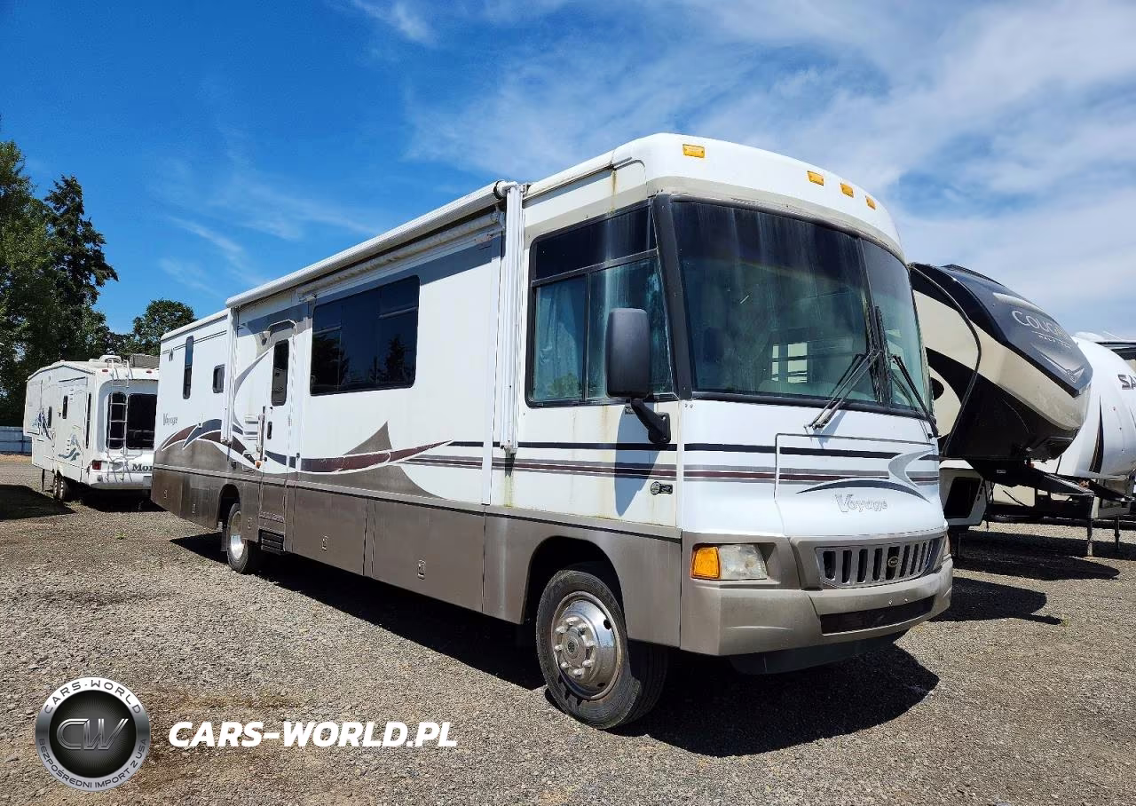 2005 Winnebago Voyage Rv – zdjęcie 1 z 10