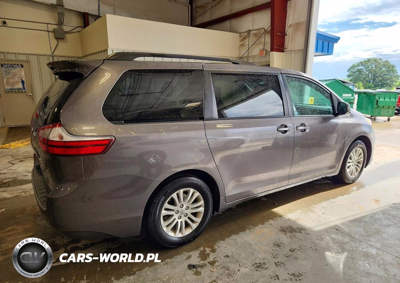 2017 Toyota Sienna Xle 8-Passenger VIN:5TDYZ3DC7HS872442 - 3