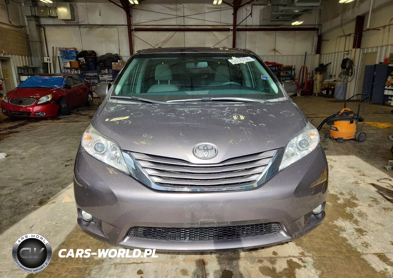 2017 Toyota Sienna Xle 8-Passenger VIN:5TDYZ3DC7HS872442 - 5