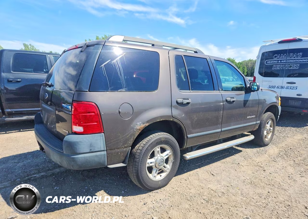 2005 Ford Explorer Xls VIN:1FMZU72E55UB54129 - 3
