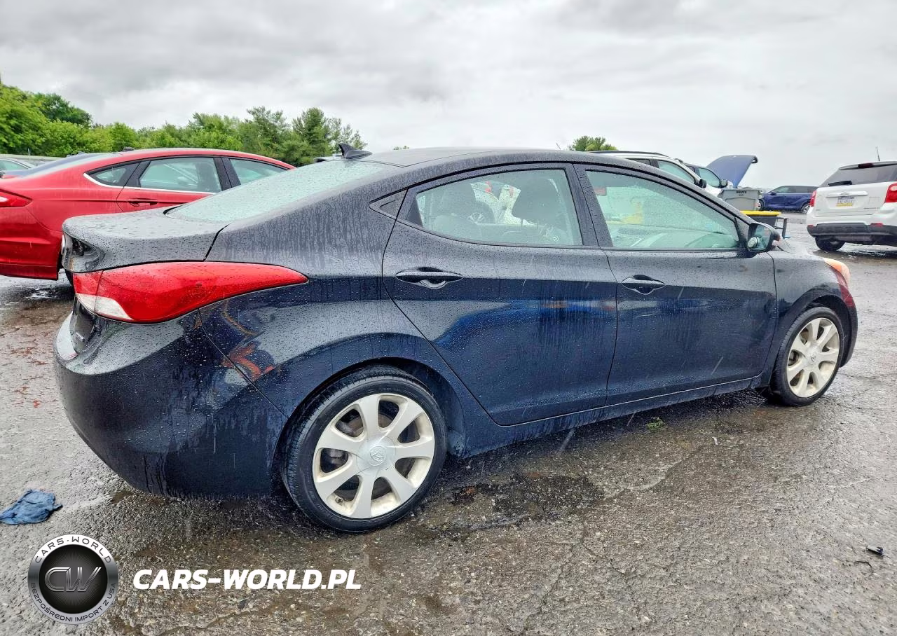 2011 Hyundai Elantra Limited VIN:KMHDH4AE0BU117032 - 3